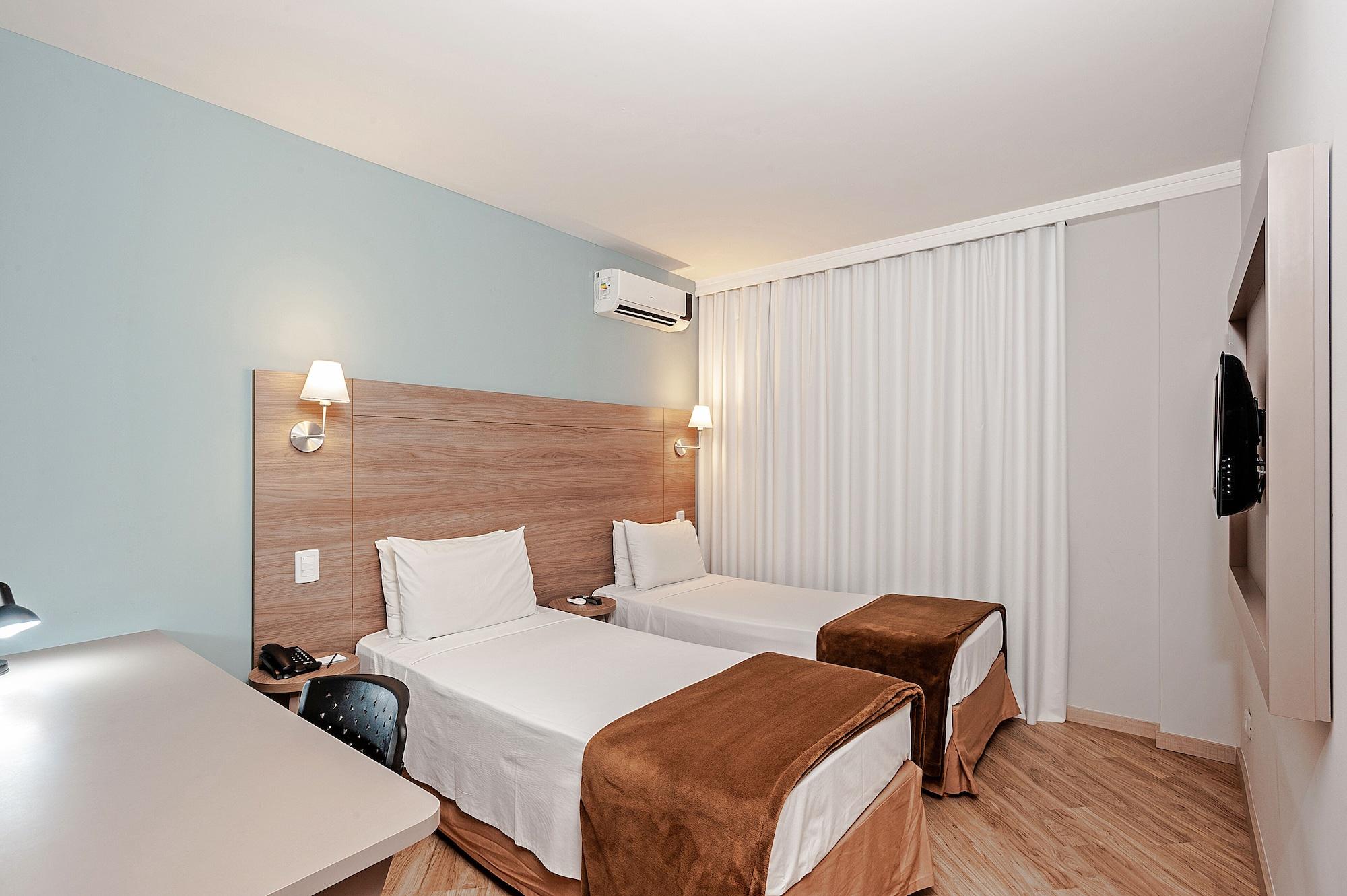 Slim Curitiba Alto Da XV Hotell Exteriör bild