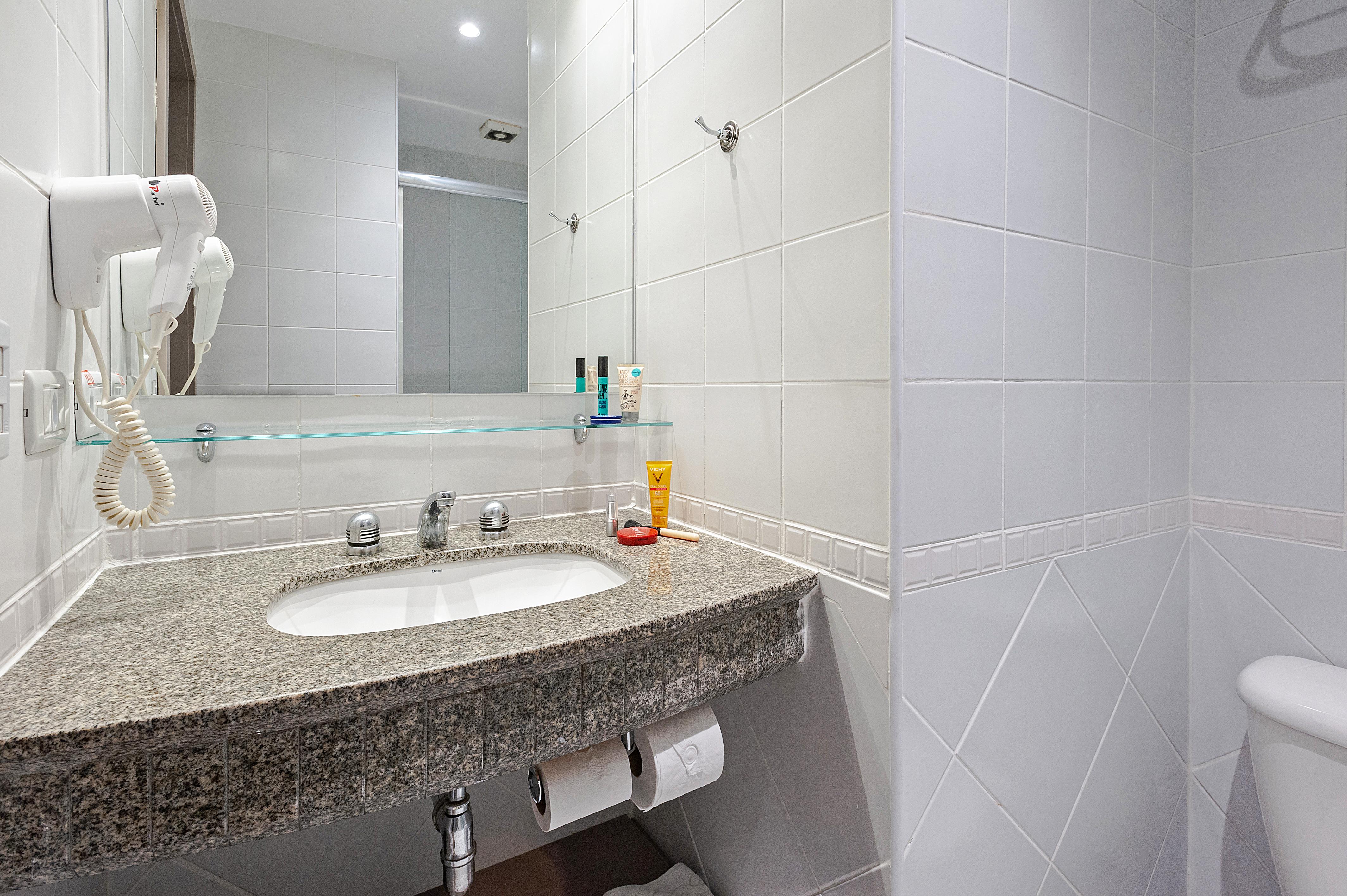 Slim Curitiba Alto Da XV Hotell Exteriör bild