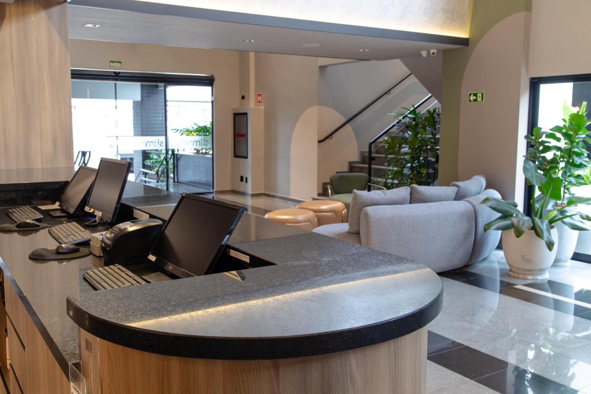 Slim Curitiba Alto Da XV Hotell Exteriör bild